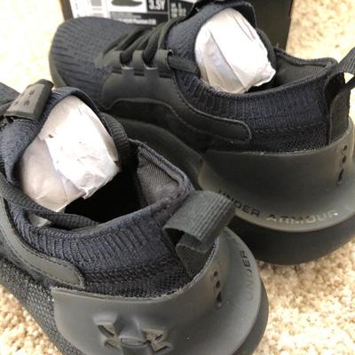 Under Armour 3.5Y Shoes *New in Box*