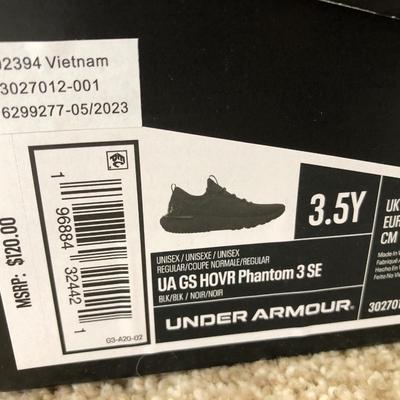 Under Armour 3.5Y Shoes *New in Box*