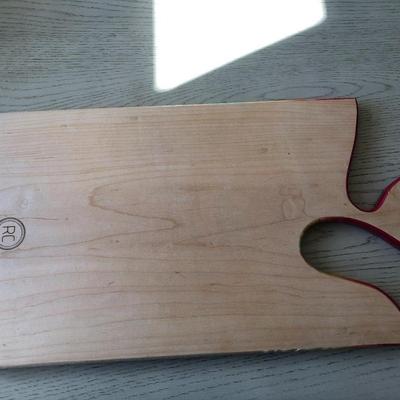 RC The Rustic Craftsman Cutting Board