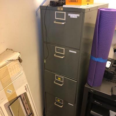 File Cabinet / Gray