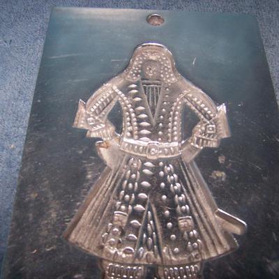 LOT 88 WONDERFUL COLLECTABLE LARGE ALUMINUM COOKIE MOLD from WILLIAMSBURG