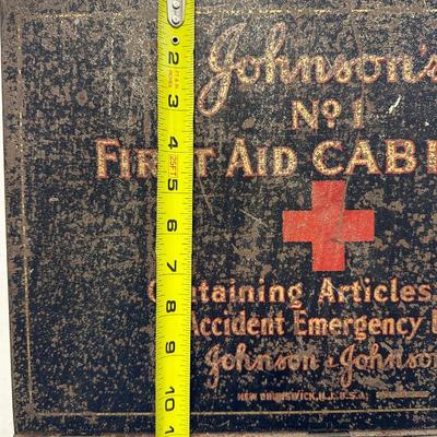 Johnson & Johnson Metal First Aid Kit