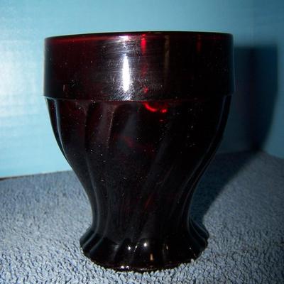 LOT 95 WONDERFUL VINTAGE RUBY RED & AMETHYST GLASSWARE
