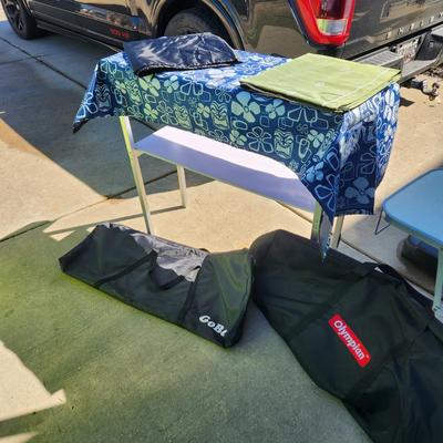 Camco Olympian Folding Grill Table and Folding GoBar Table w Several Skirts