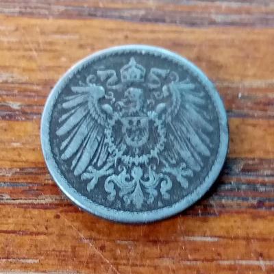 LOT 15 OLD WW I GERMAN COIN