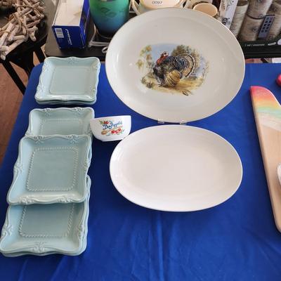 13 Pieces Lot Of Southern Living, Pfaltzgraff China & other
