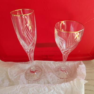 lot of 18 Lenox Debut Crystal Gold Trim 7 Wine 11 Champagne glasses