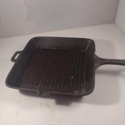 Old Mountain Cast Iron Square Grill Pan