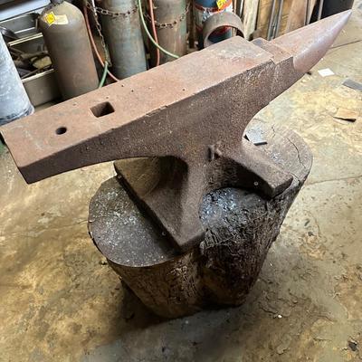 Large Colombian Hardware Co. Anvil 160lbs