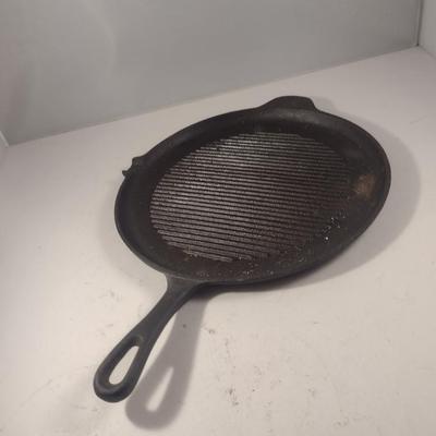 Cast Iron Round Grill Pan