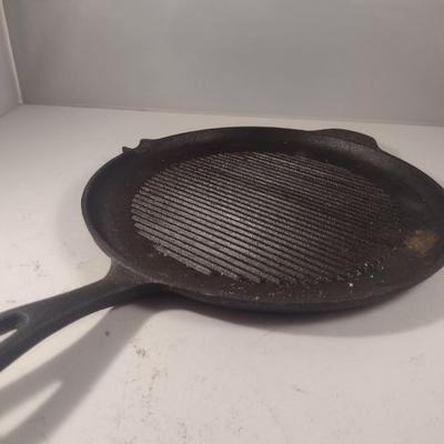 Cast Iron Round Grill Pan