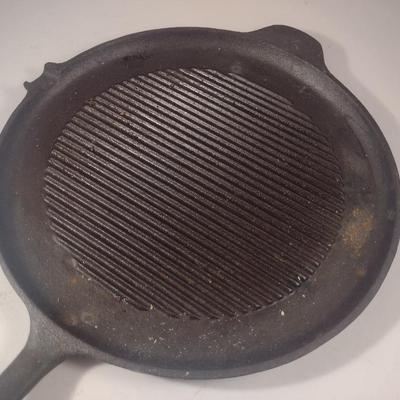 Cast Iron Round Grill Pan