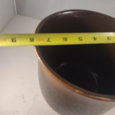 Collection of Kitchen Utensils in Ceramic Holder