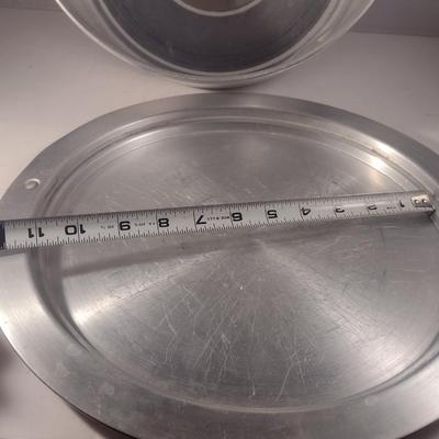 Vintage Regal Metal Cake Carrier