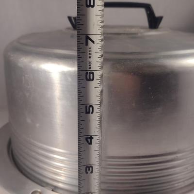 Vintage Regal Metal Cake Carrier