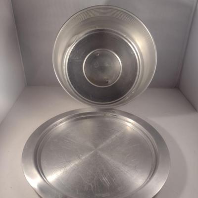 Vintage Regal Metal Cake Carrier