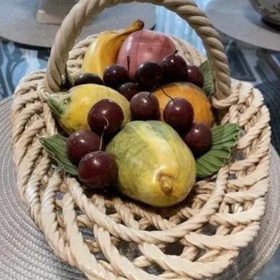 VINTAGE MID-CENTURY CAPODIMONTE PORCELAIN MAJOLICA FRUIT BASKET 14.5" WIDE MADE IN ITALY IN GOOD PREOWNED CONDITION.