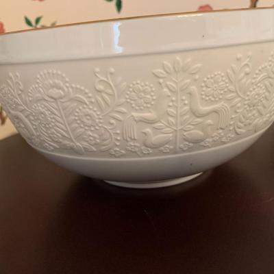 Large Noritake Serving Bowl