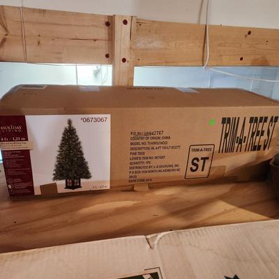 Holiday Living 4 Foot Christmas tree Pre Lit Scott pine