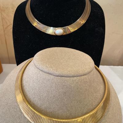 Vintage 2 thick gold tone necklaces