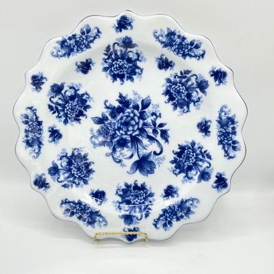 41 Piece ~ Vtg. Blue & White Floral Porcelain Serve Ware