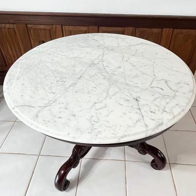 AMERICAN FURNITURE GALLERIES INC. ~ Beautiful Mahogany Rose ~ Carrara Marble Top Table & Chairs Set