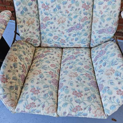 Metal Outdoor Rocker and Rustic Table (BY-DW)