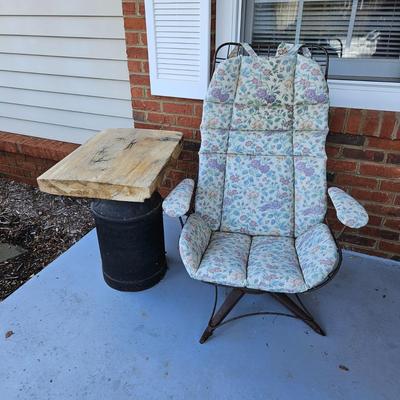 Metal Outdoor Rocker and Rustic Table (BY-DW)