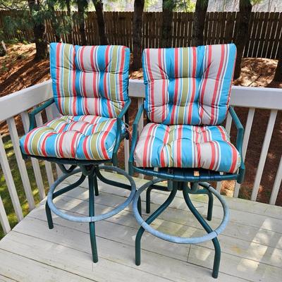 Hightop Outdoor Table, Chairs, & Tommy Bahama Cushions (BY-DW)