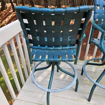 Hightop Outdoor Table, Chairs, & Tommy Bahama Cushions (BY-DW)