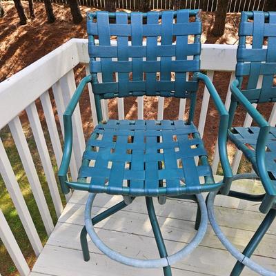Hightop Outdoor Table, Chairs, & Tommy Bahama Cushions (BY-DW)
