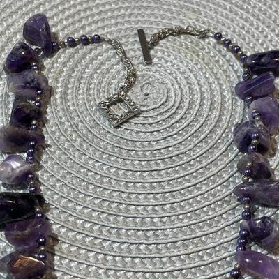 Vintage 19" Chunky Genuine Amethyst Dangling Necklace in VG Preowned Condition as Pictured.