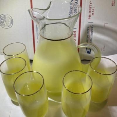 Vintage Mid-Century Blendo Yellow Glass Tumblers & Pitcher - Pitcher set - 5 Glasses & Pitcher.