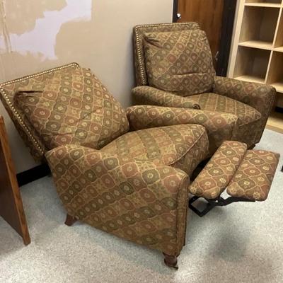 Vintage Recliners with Decor