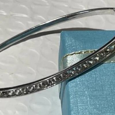 Vintage Sterling Silver Hinged CZ Bangle Bracelet w/Figure-8 Safety Clasp. Made for a 7", 7.5" Wrist.