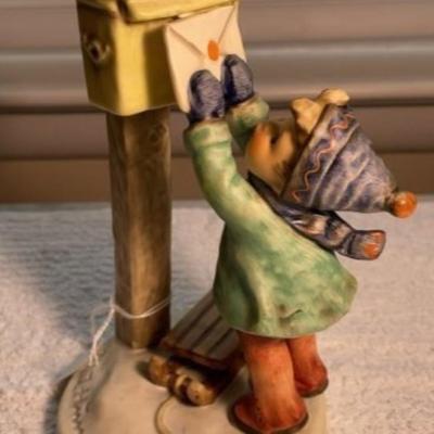 Vintage HUMMEL Figurine #340 TMK-6 LETTER TO SANTA CLAUS 7.25" Tall in Good Preowned Condition as Pictured.