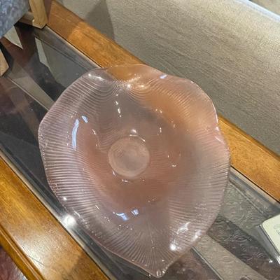 Vintage Laslo for Mikasa Pink Glass Leaf Shaped Bowl