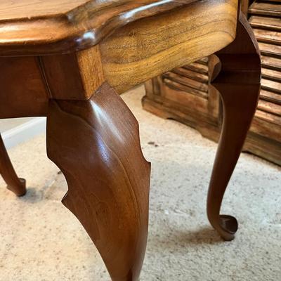 Nice Wall table 1/2 table
