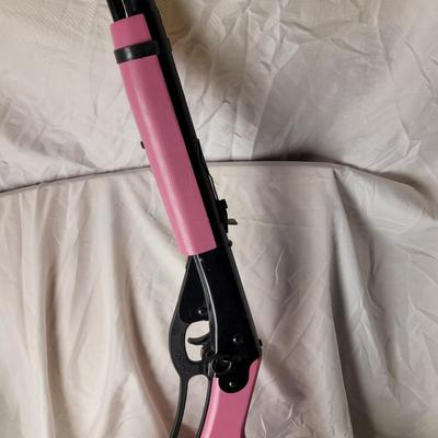 Pink Daisy BB gun with bbs