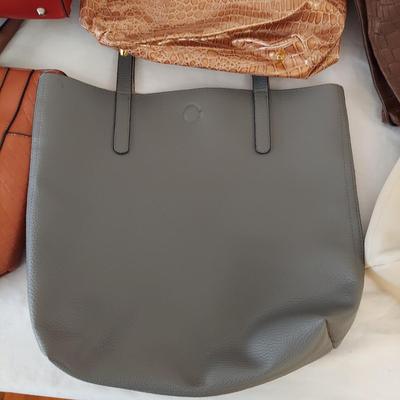 Large Purses by Wilson's Leather, Steve Madden and more (GB-BBL)