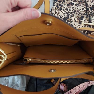 Large Purses by Wilson's Leather, Steve Madden and more (GB-BBL)