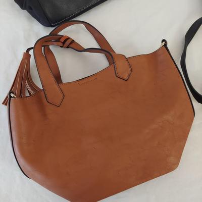 Purses by Brighton and more (GB-BBL)