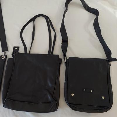 Purses by Brighton and more (GB-BBL)