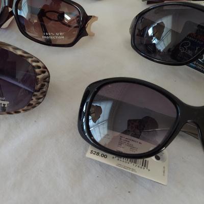 Large Lot of Fashion Sunglasses (G-BBL)