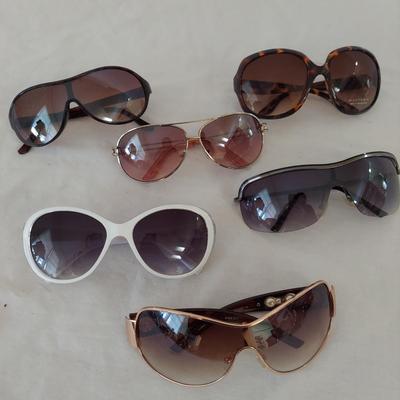 Large Lot of Fashion Sunglasses (G-BBL)