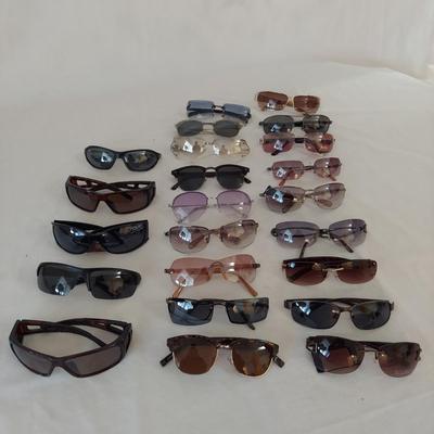 Sunglasses w/ Cases (G-BBL)