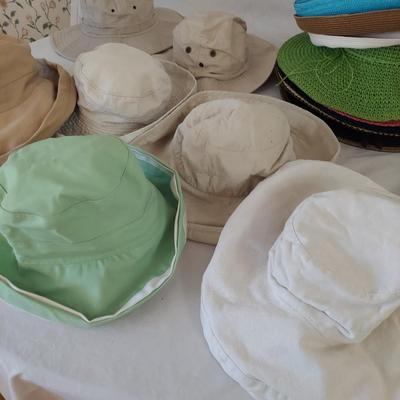 Cotton and Straw Summer Hats (G-BBL)