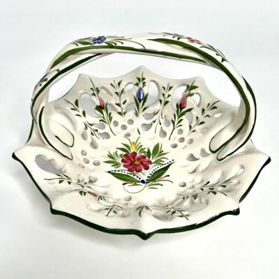 Vintage RCCL Hand Painted Portugal Floral Pottery Basket Bowl #882
