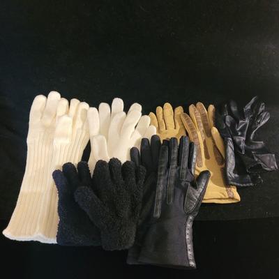 Winter Scarves, Hats, Gloves and More (PC-CE)