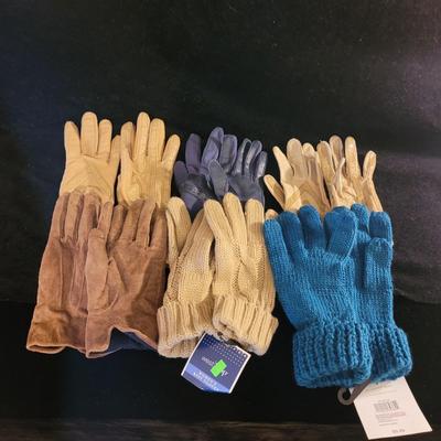 Winter Scarves, Hats, Gloves and More (PC-CE)